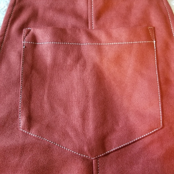 Overall dress - Picture 3 of 6